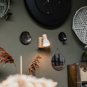 Landelijke wandlamp hout met wit verstelbaar - Thorin