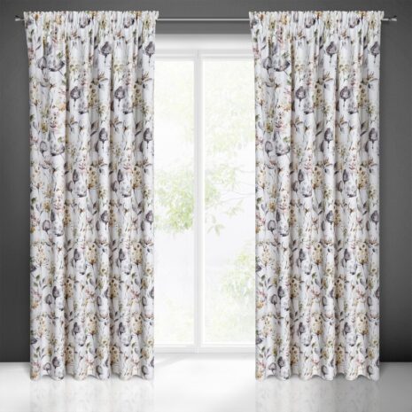 426471_luxusne-posobiaci-zaves-zoja-s-motivom-kvetov